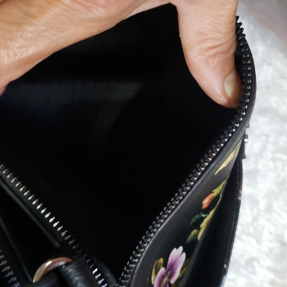 Rosetti Floral And Beautiful Birds Print Black Women's Shoulder Bag - Picture 16 of 17